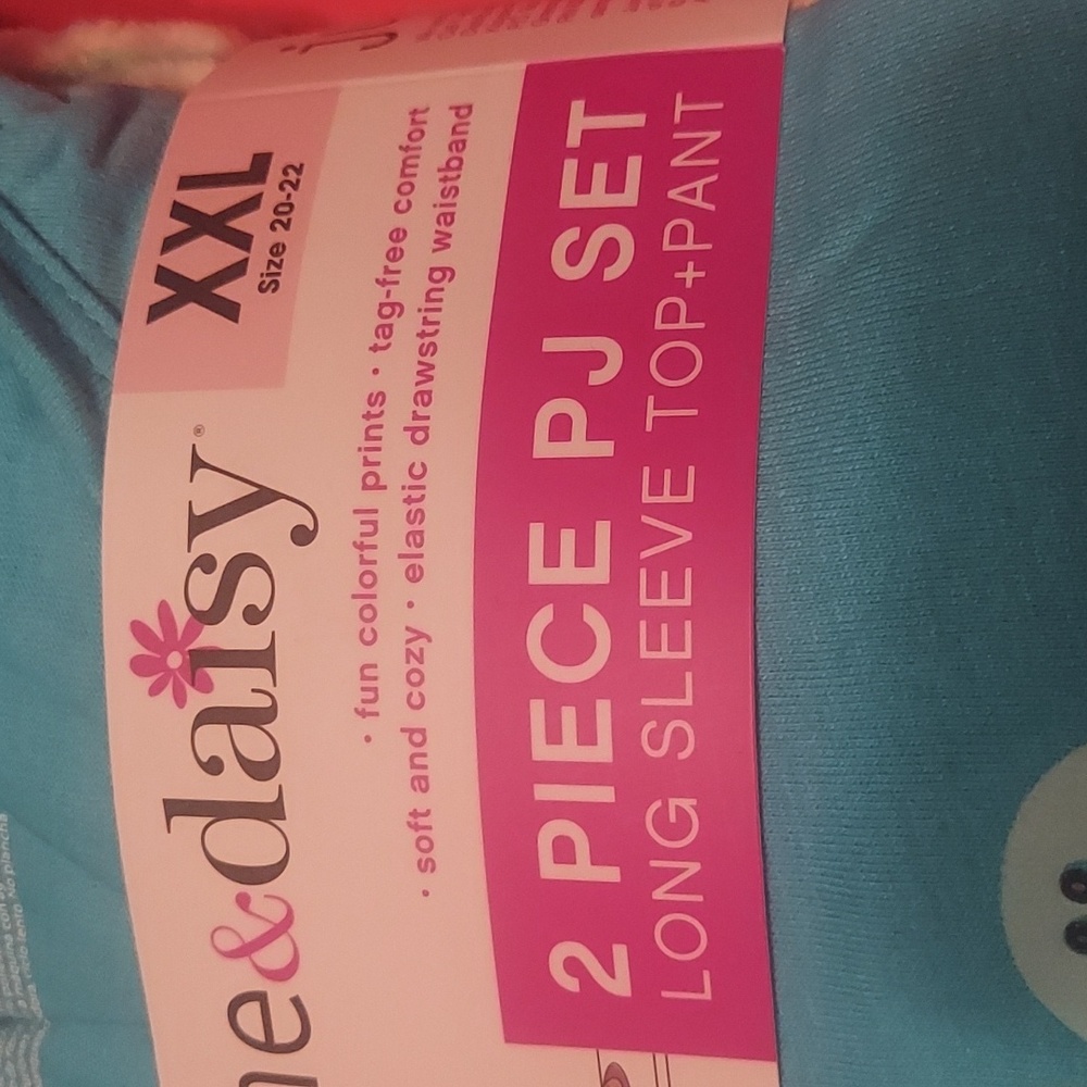 June and Daisy's long sleeve top and pant xxl - Picture 2 of 3